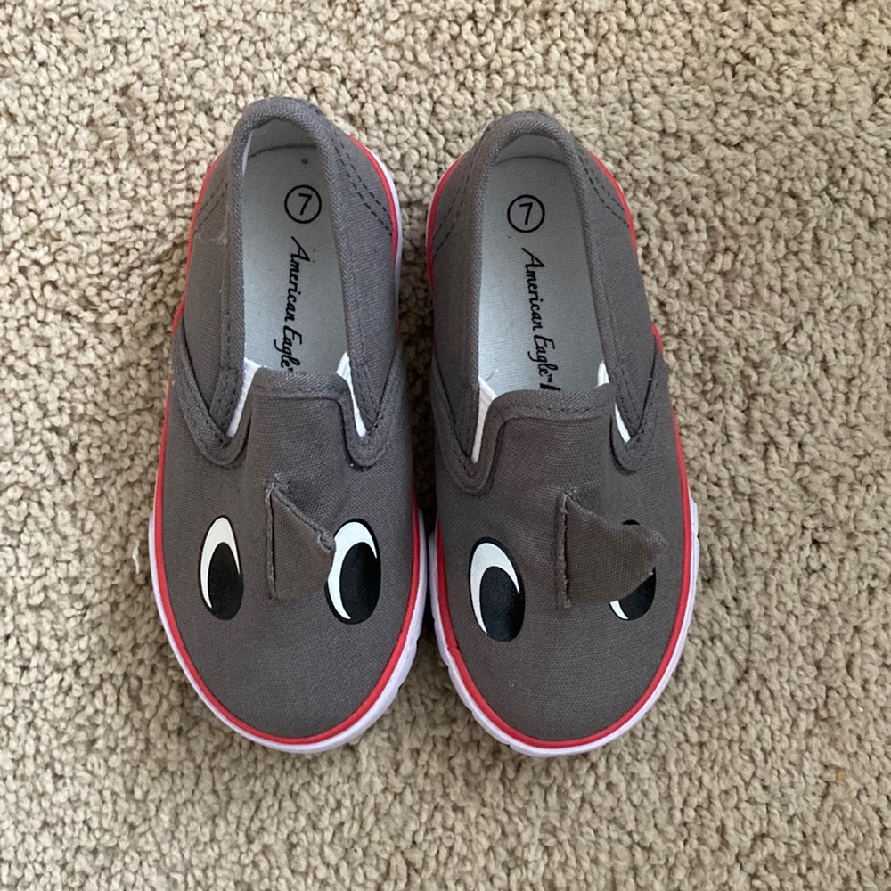 SHARK SHOES!